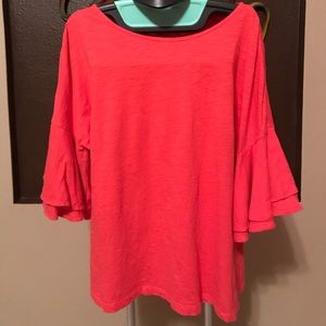 Vineyard Vines pink shirt